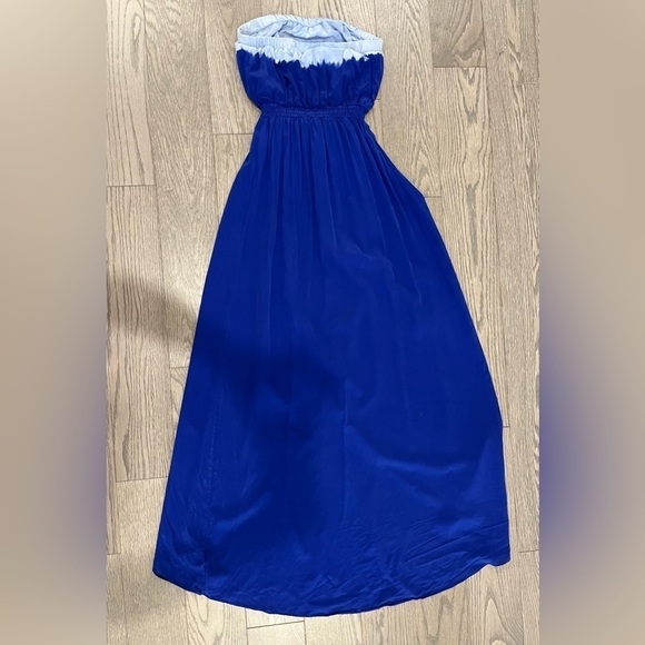 Guess:  100% Silk Strapless Dress - Picture 2 of 5